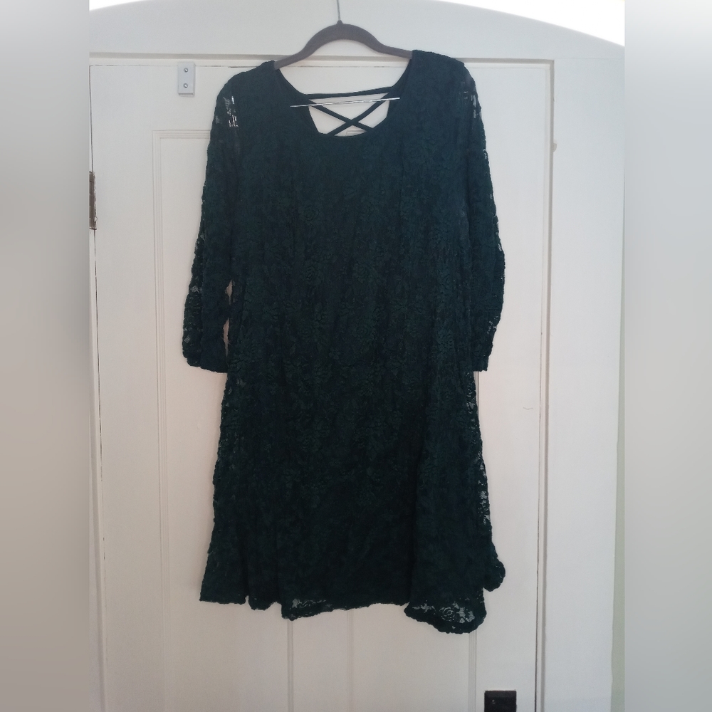 Emerald green lace dress